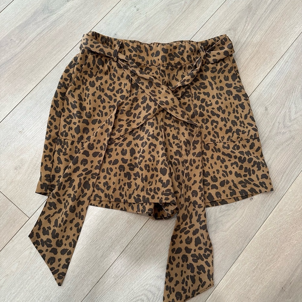Leopard Print High-Waisted Shorts